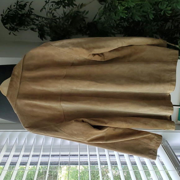 90's Style Real Suede Tan Jacket - Picture 7 of 9